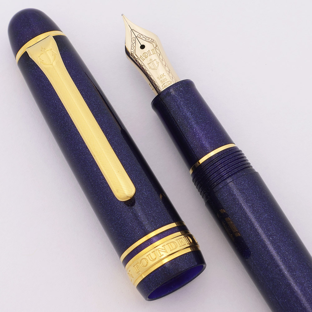 1911_dkbluesparkle_hf_1.jpg 1911_dkbluesparkle_hf_1.jpg
